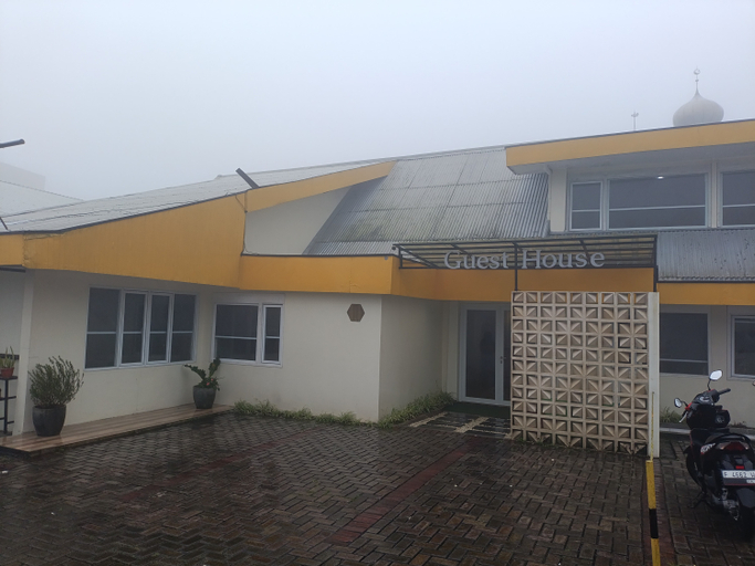Exterior & Views, Mamifokobo Guest House, Bogor