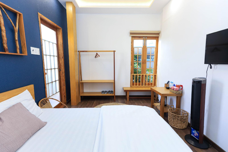 Bedroom 8