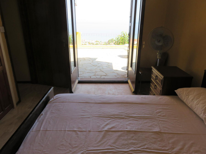 Bedroom 2, Best view in Polychrono - Families Only, Central Macedonia