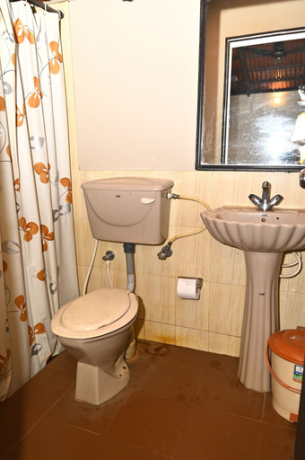 Bathroom 3, Camp Riveredge Paradise, Uttara Kannada