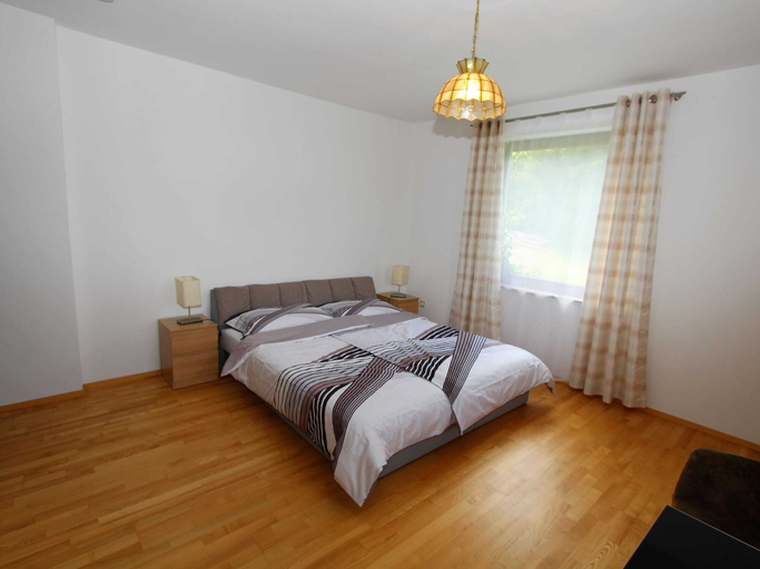 Bedroom 3, Apartment in Kottmansdorf Near Worthersee, Klagenfurt Land