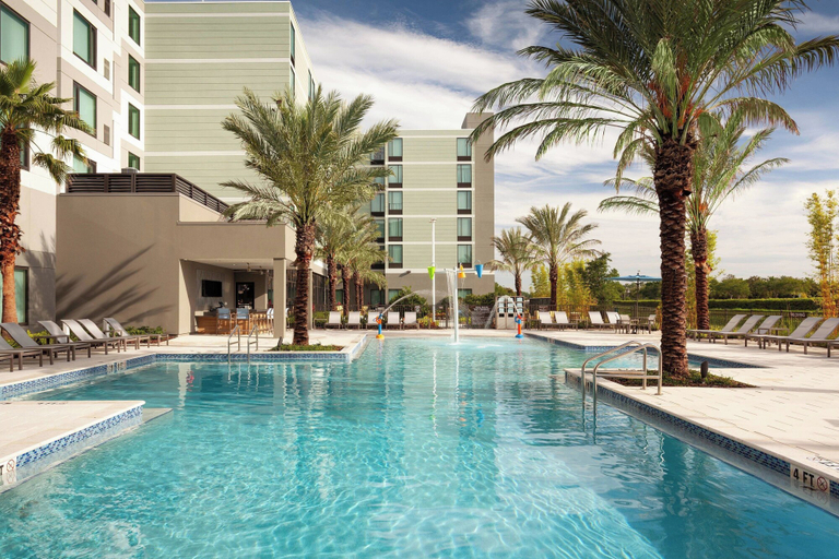 Sport & Beauty 5, SpringHill Suites by Marriott Orlando at Millenia, Orange