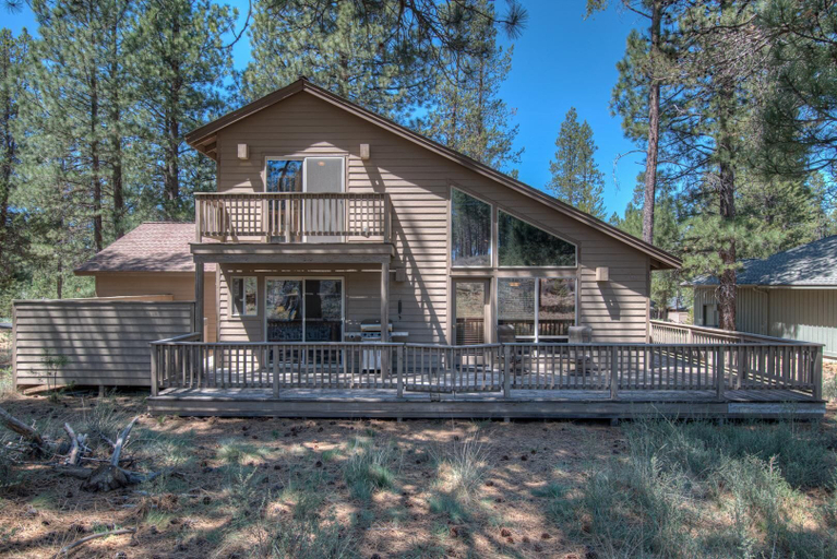 Exterior & Views 2, Whistler Lane 7, Deschutes
