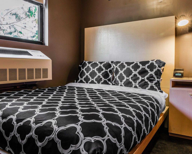 Bedroom 5, Essence Hotel, New York