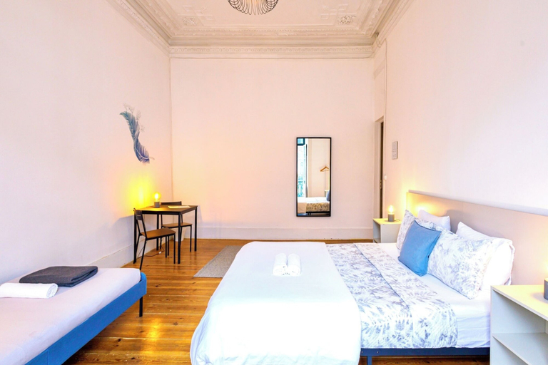 Bedroom 3, Ambiente Hostel, Lisbon