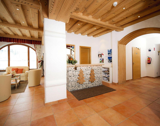 Living room 4, Apartment in Kitzbuhel Alps With Wellness Area, Kufstein