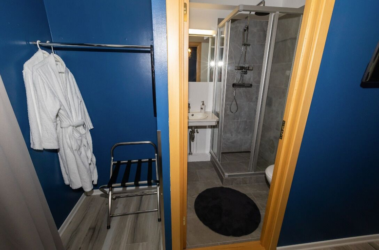 Bathroom 4, Hotel North, Eyjafjarðarsveit