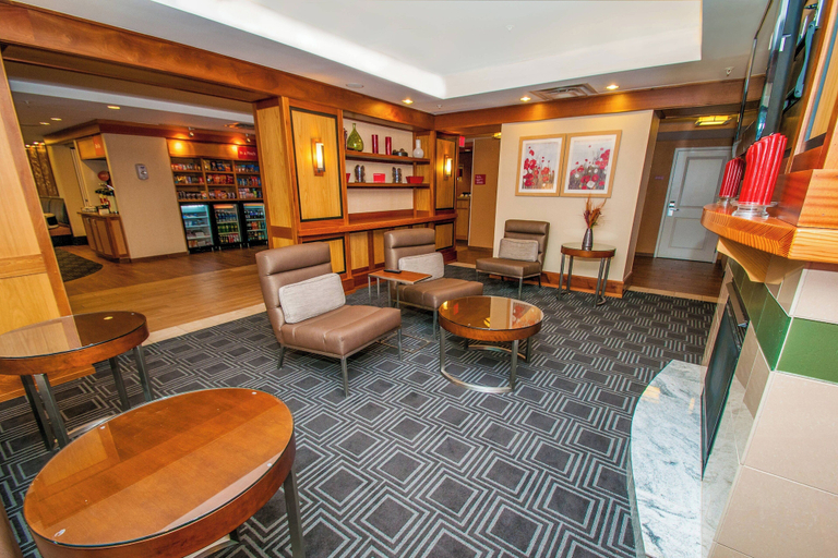 Food & Drinks 4, TownePlace Suites by Marriott Scranton Wilkes-Barre, Lackawanna