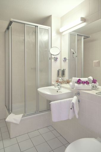 Bathroom 5, Aktiv & Vital Hotel Thüringen, Schmalkalden-Meiningen