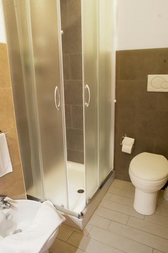 Bathroom 2, Merulana Suite, Rome