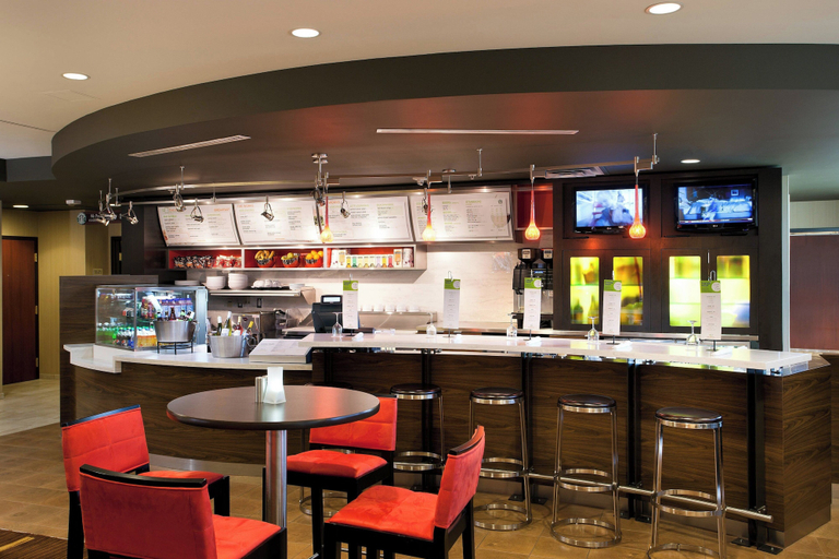 Food & Drinks 4, Courtyard by Marriott Foothill Ranch Irvine East/Lake Forest, Orange