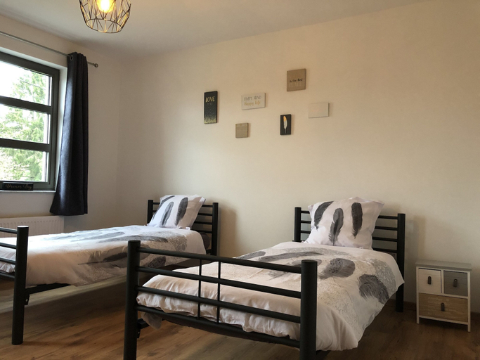 Bedroom 4, Scenic Cottage in Merlemont With Balcony, Namur