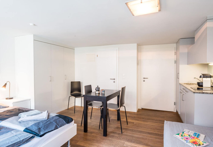 Bedroom 5, ZH Schmidgasse I - Hitrental Apartment, Zürich