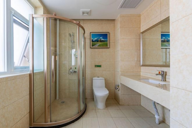 Bathroom 3, Vienna Hotel (Beijing Wukesong Dacheng Road), Beijing