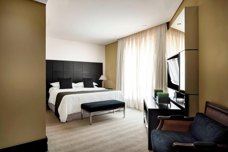 Bedroom 30