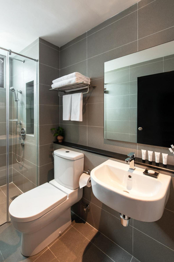 Bathroom 4, The Canvas Hotel, Klang