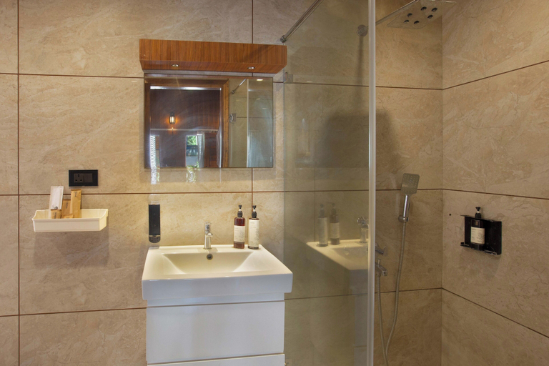 Bathroom 5, Coral Reef Resort & Spa, Havelock, South Andaman