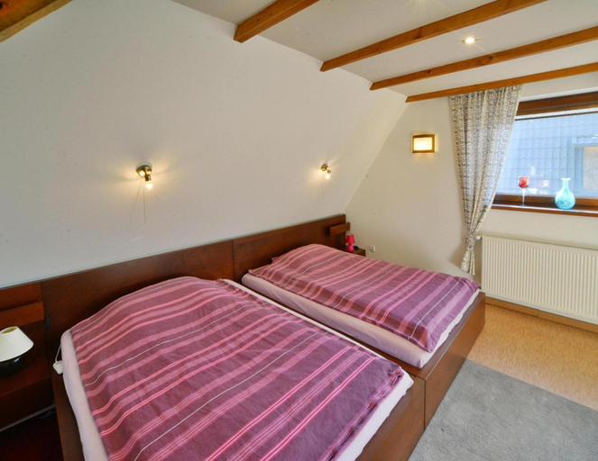 Room 3, Comfortable Holiday Home With a Garden, Kolobrzeg, Kołobrzeg