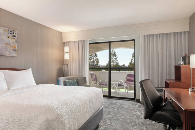 Bedroom 4, Courtyard by Marriott San Jose South/Morgan Hill, Santa Clara