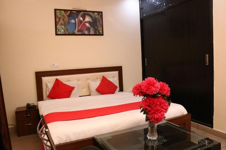 Bedroom 5, GAURAV RESORTS AND APARTMENT, Panchkula