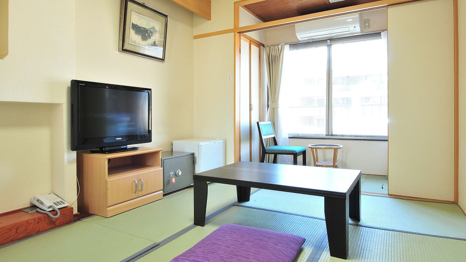 Bedroom 3, KKR Suwakoso, Shimosuwa