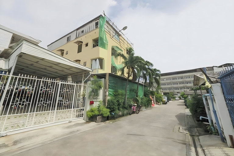 Sunshine Apartment, Prawet