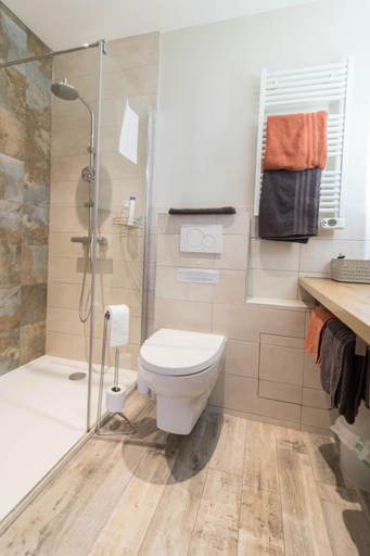 Bathroom 3, Chambres D'hote Le Cedre Bleu, Haute-Garonne