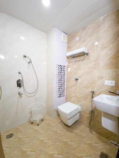 Bathroom 3, Amritara Ramila Kutir Ayodhya, Faizabad