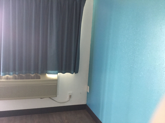 Others 4, Motel 6 Baker City, OR, Baker