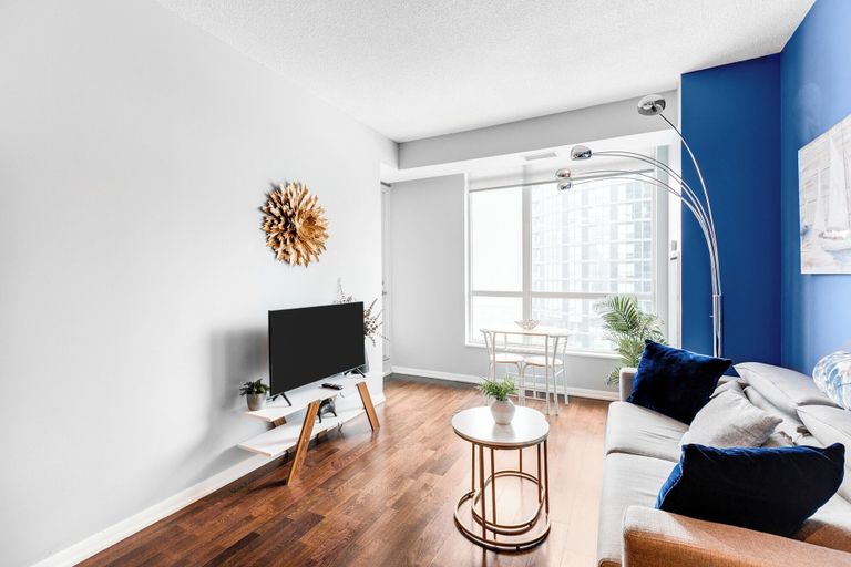 Others 5, AOC Suites - Luxury Condo - City View, Toronto