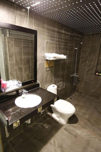 Bathroom 4, Howcome Spots Bed And Breakfast, Hualien