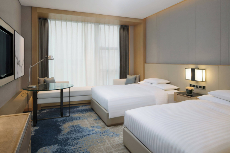 Bedroom 2, Courtyard by Marriott Zhengzhou Airport, Zhengzhou