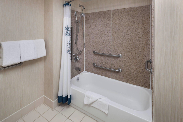 Bathroom 4