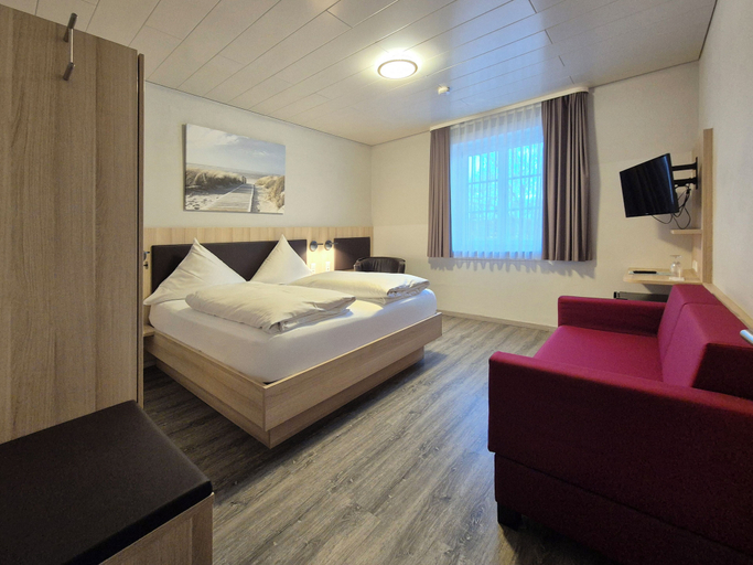 Bedroom 5, Hotel Mäuerle, Lindau (Bodensee)