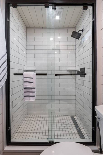 Bathroom 4, No Cleaning No Cleaning Fee Out West-cargo Home, McLennan