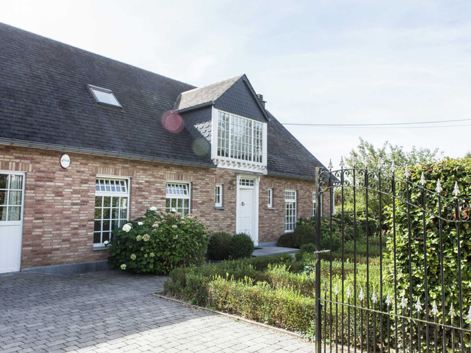 Exterior & Views 2, Durbuy Luxe Villa with Pool, Namur