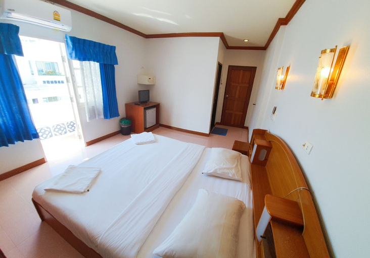 Bedroom 18