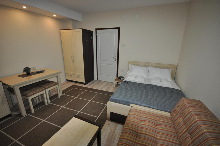 Bedroom 2, Apartments&Camping ZIP, Užice