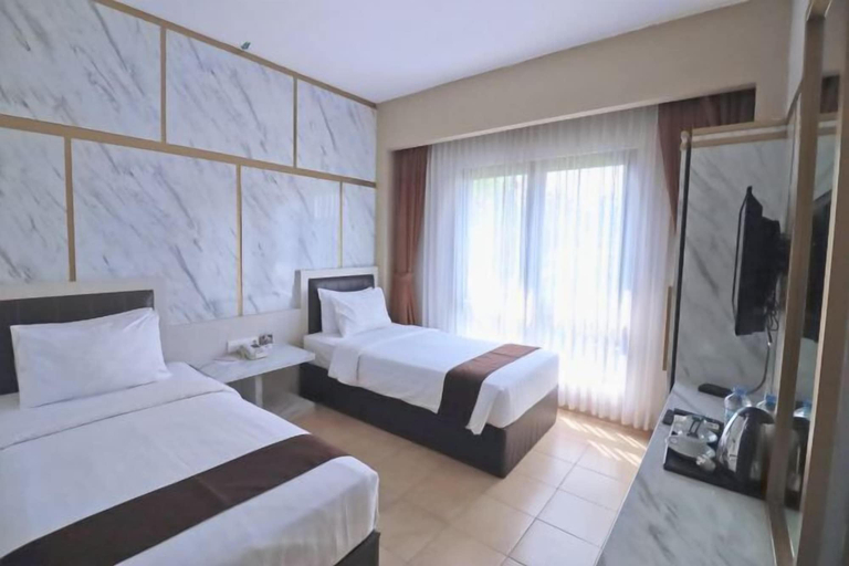 Bedroom 13