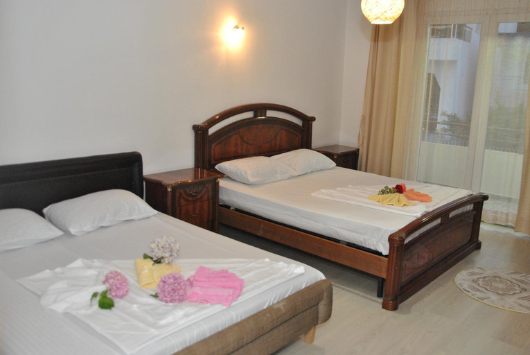 5, Haamel Apartment