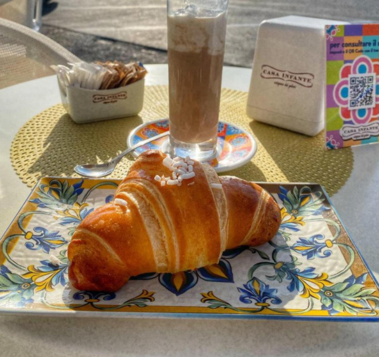 Food & Drinks 4, Dreaming of Naples, Napoli