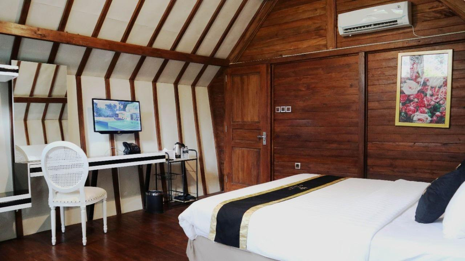 bedroom 13