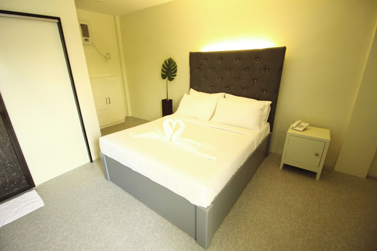 Bedroom 2, The Paragon Hotel And Restaurant, Cotabato City