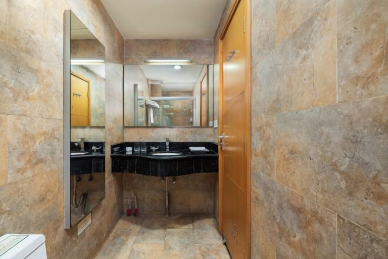 Bathroom 4