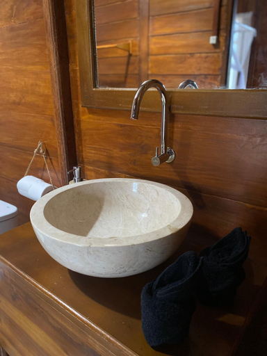 Bathroom 3, Nuna Bungalows, Ngada