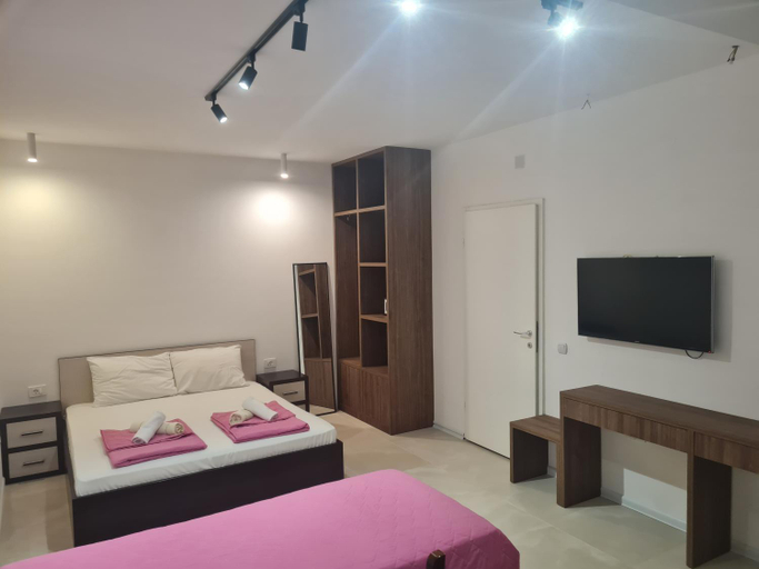 Others 2, Apartments Four Roses, Ohrid