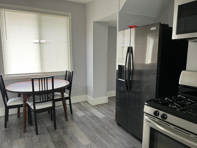 Kitchen, House w Separate 4 Private Bedrooms, Saint Joseph