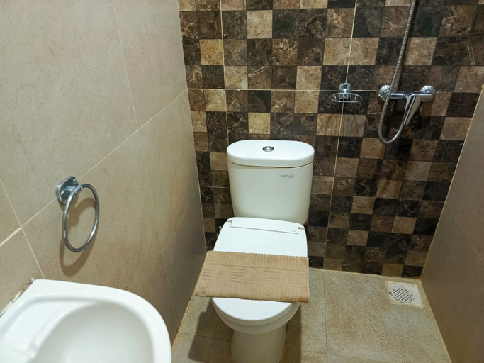 Bathroom 4