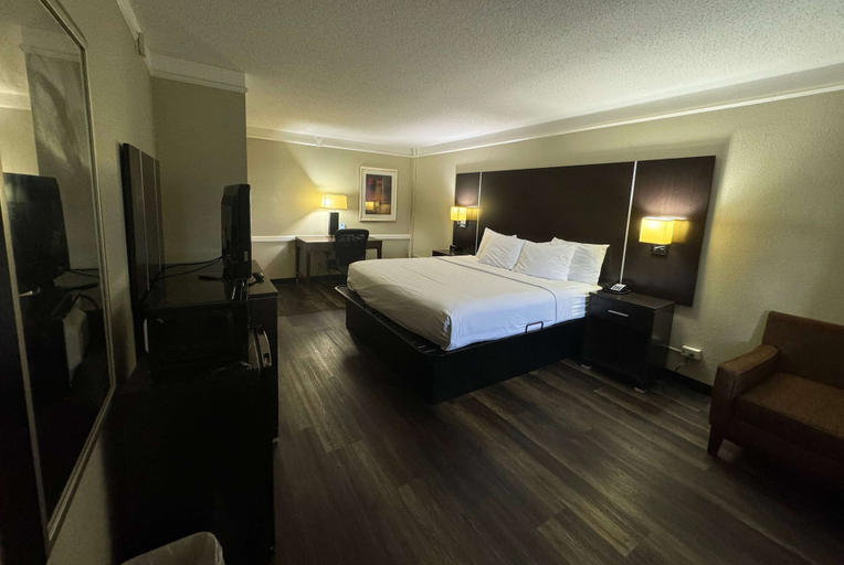 Bedroom 6