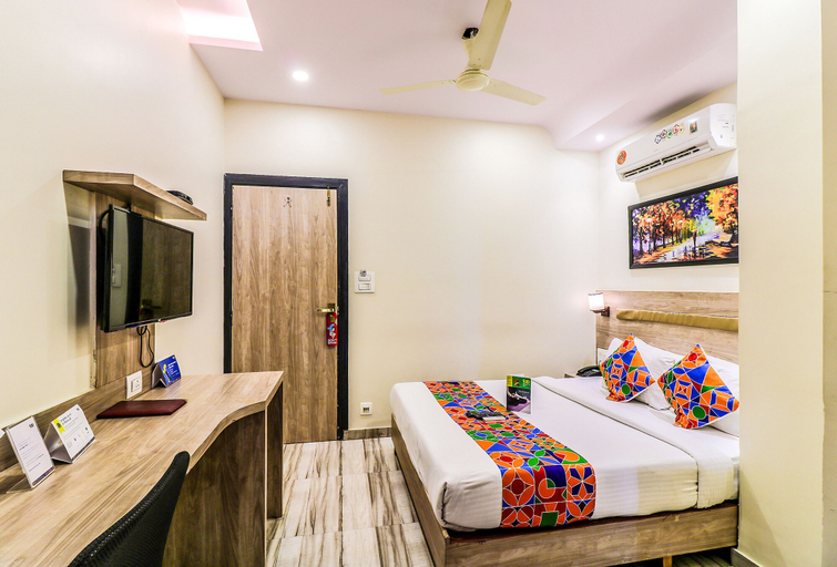 Bedroom 3, FabHotel Aksa International, Mumbai Suburban